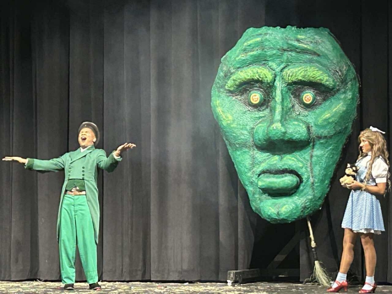 Review: THE WIZARD OF OZ at Studio 42 & Co in Manila Image