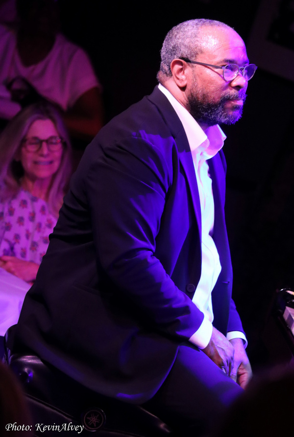 Photos: Nicole Henry Performs at Birdland Image