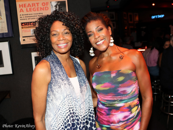 Photos: Nicole Henry Performs at Birdland Image
