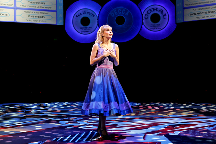 Photos: GREASE Is the At North Shore Music Theatre Image