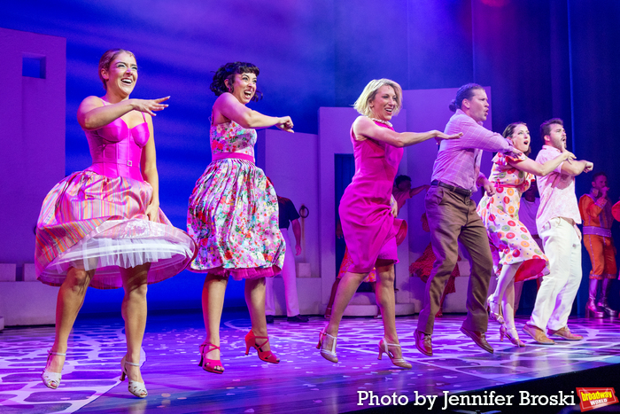 Photos: MAMMA MIA! on Broadway Opening Night Curtain Call Image