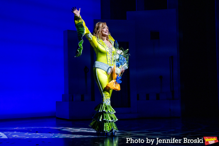 Photos: MAMMA MIA! on Broadway Opening Night Curtain Call Image