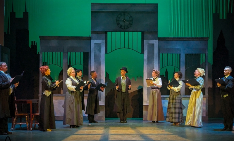 Review: MARY POPPINS at Circa '21 Dinner Playhouse Image