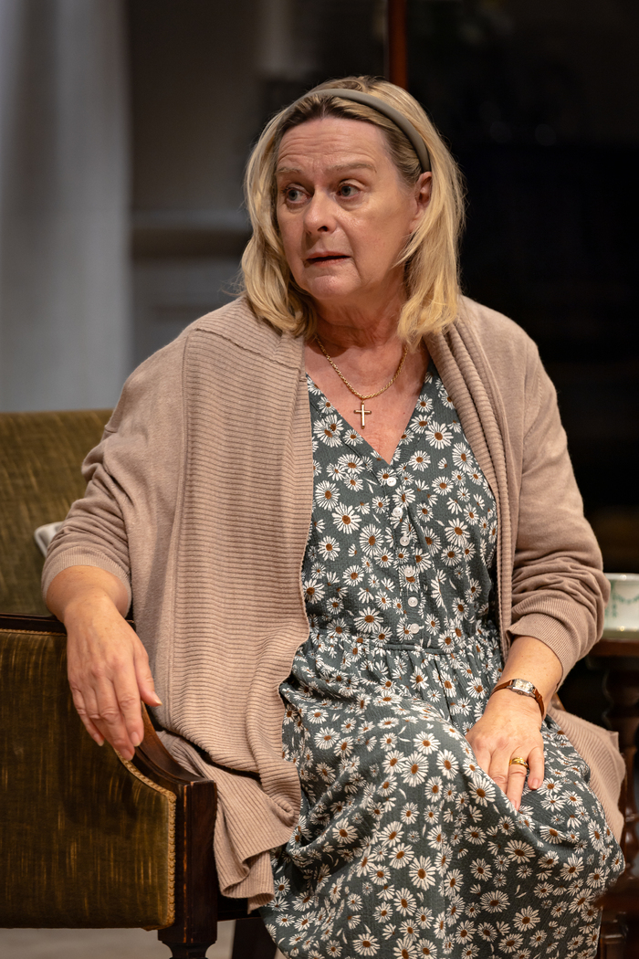 Photos: THE GATHERED LEAVES at Park Theatre First Look Image