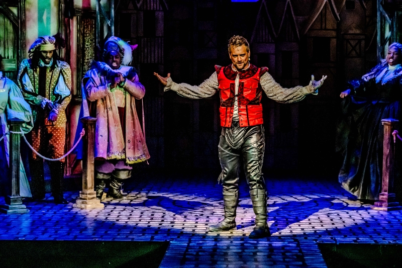 Review: SOMETHING ROTTEN! at Theatre Memphis Image