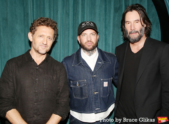 Photos: WAITING FOR GODOT's Keanu Reeves, Alex Winter & More Meet the Press Image