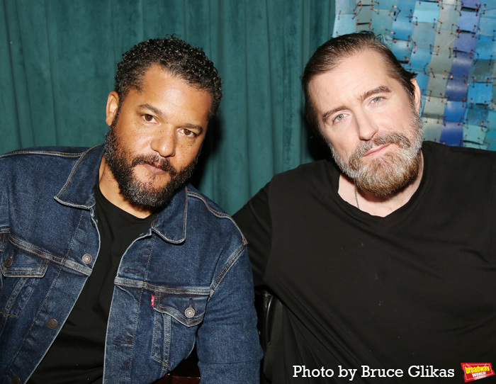 Photos: WAITING FOR GODOT's Keanu Reeves, Alex Winter & More Meet the Press Image