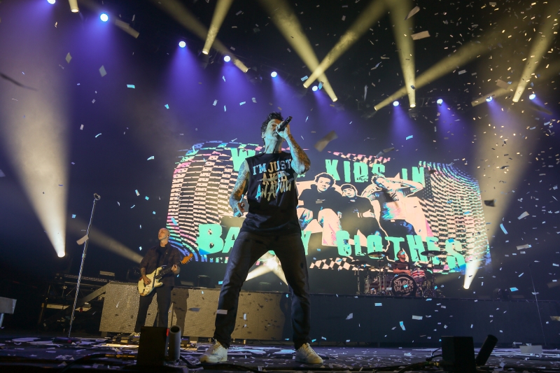 Review: SIMPLE PLAN - BIGGER THAN YOU THINK TOUR at Armory Image