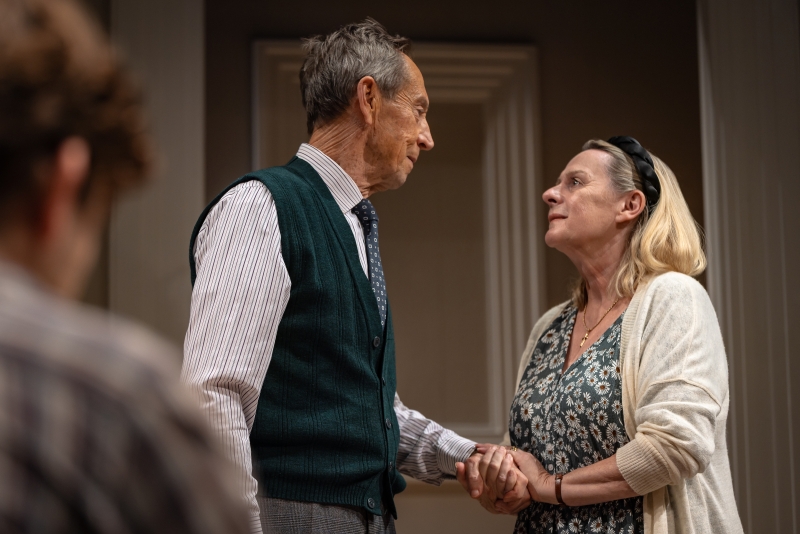 Review: THE GATHERED LEAVES, Park Theatre Image