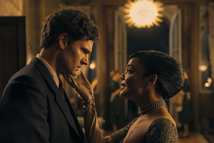 Photos/Video: Tessa Thompson Stars in First-Look at Nia DaCosta’s HEDDA Image