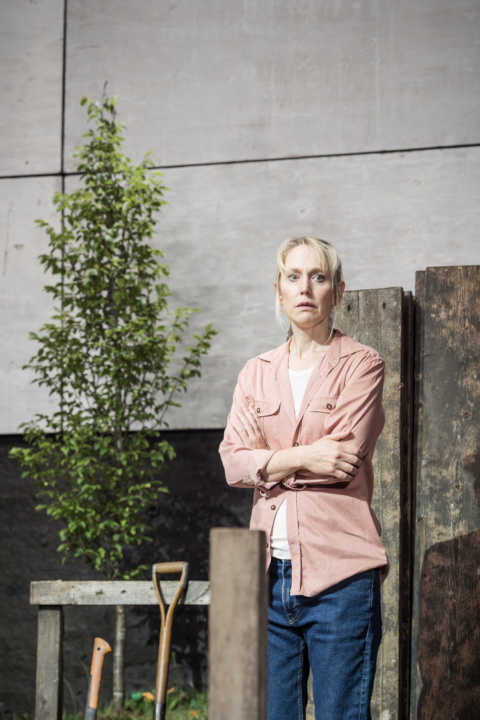 Photos: Mike Bartlett’s JUNIPER BLOOD at Donmar Warehouse Image