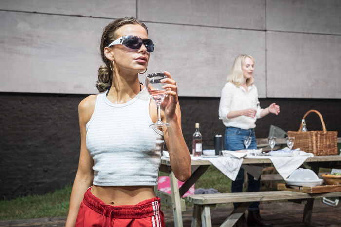 Photos: Mike Bartlett’s JUNIPER BLOOD at Donmar Warehouse Image