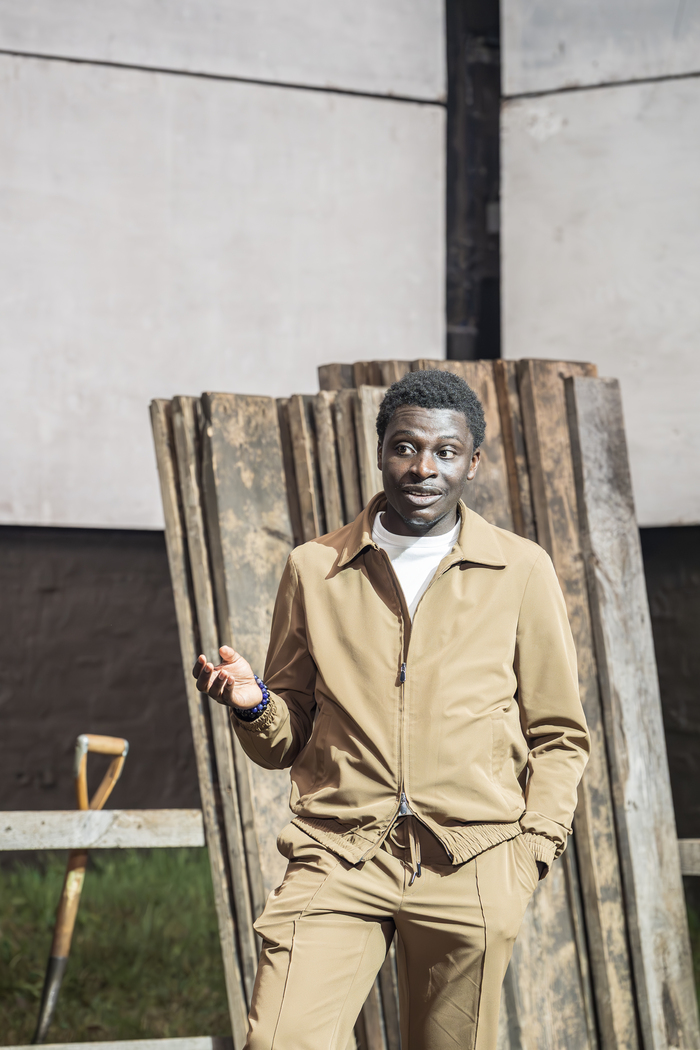 Photos: Mike Bartlett’s JUNIPER BLOOD at Donmar Warehouse Image