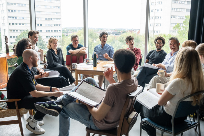 Photos: INSPECTOR MORSE: HOUSE OF GHOSTS UK Tour In Rehearsal Image