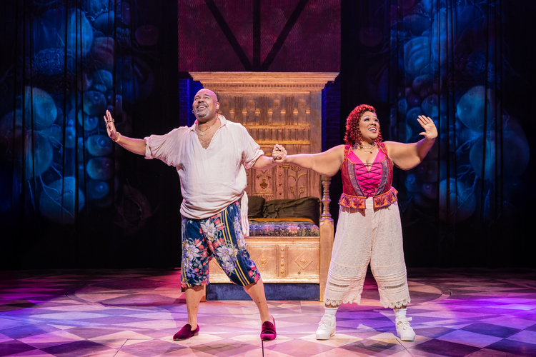 Photos: First Look at James Monroe Iglehart and Cheryl Porter in & JULIET Image
