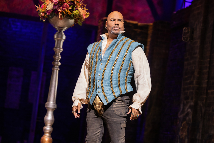 Photos: First Look at James Monroe Iglehart and Cheryl Porter in & JULIET Image