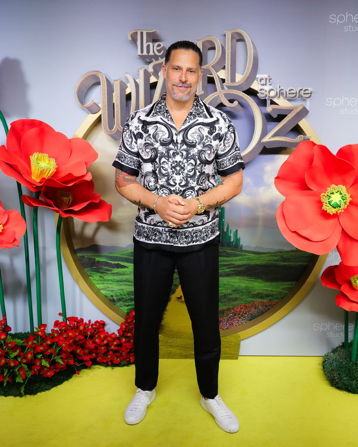 Photos: Lorna Luft, Jessica Vosk, & More Attend THE WIZARD OF OZ AT SPHERE Image