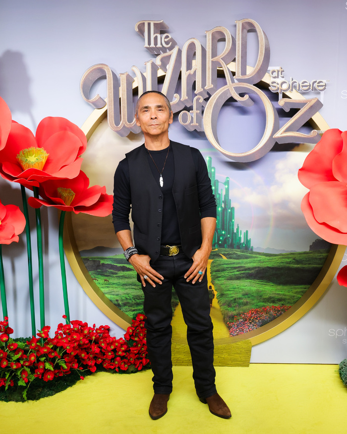 Photos: Lorna Luft, Jessica Vosk, & More Attend THE WIZARD OF OZ AT SPHERE Image