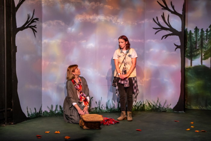 Photos: First look at Curtain Players’ COLDER THAN HERE Image