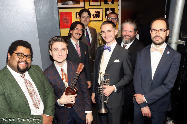 Photos: Bryce Edwards & Mike Davis Are a 'Hot Combination' at Birdland Image
