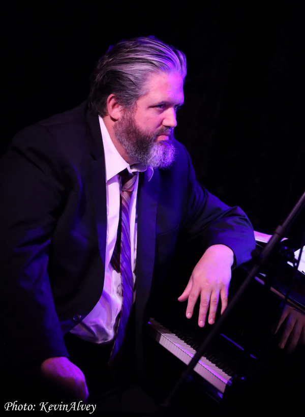 Photos: Bryce Edwards & Mike Davis Are a 'Hot Combination' at Birdland Image