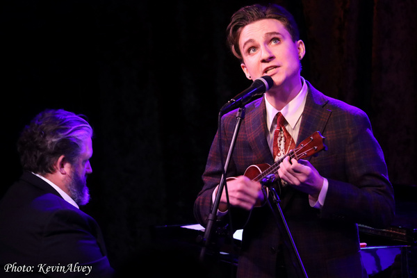 Photos: Bryce Edwards & Mike Davis Are a 'Hot Combination' at Birdland Image