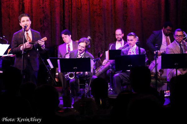 Photos: Bryce Edwards & Mike Davis Are a 'Hot Combination' at Birdland Image