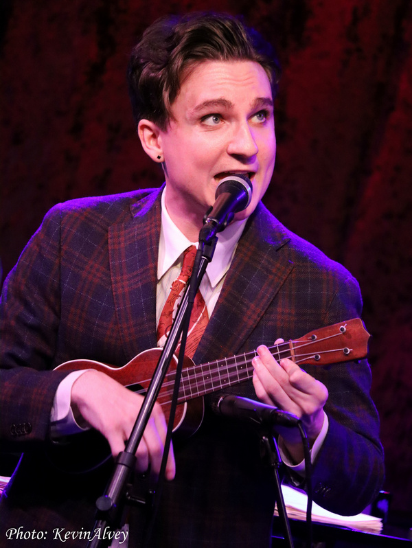 Photos: Bryce Edwards & Mike Davis Are a 'Hot Combination' at Birdland Image