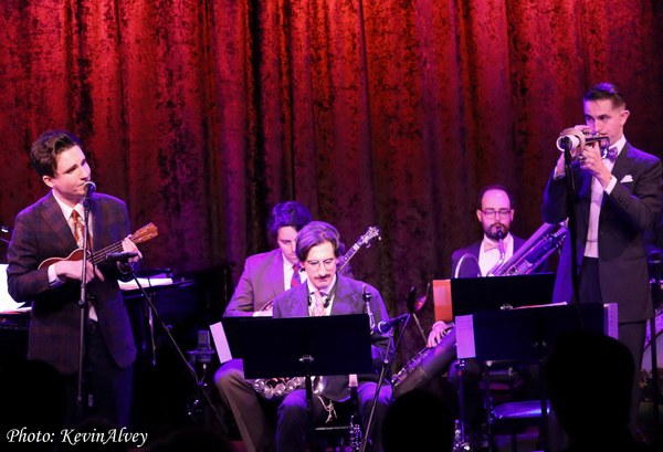 Photos: Bryce Edwards & Mike Davis Are a 'Hot Combination' at Birdland Image