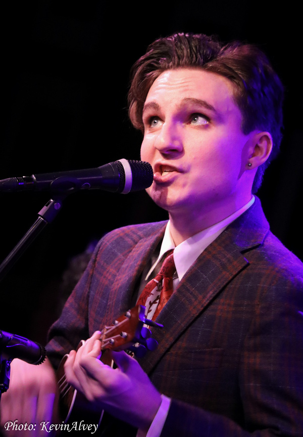 Photos: Bryce Edwards & Mike Davis Are a 'Hot Combination' at Birdland Image