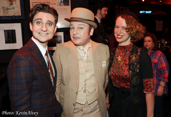 Photos: Bryce Edwards & Mike Davis Are a 'Hot Combination' at Birdland Image