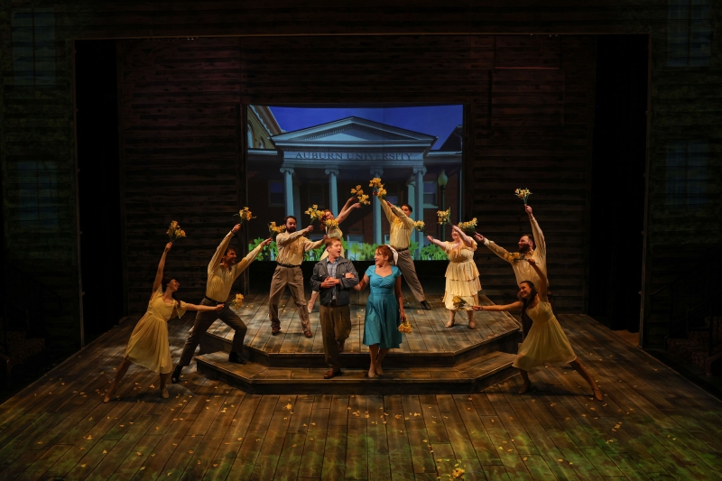 Review: BIG FISH at Lyric Arts Image