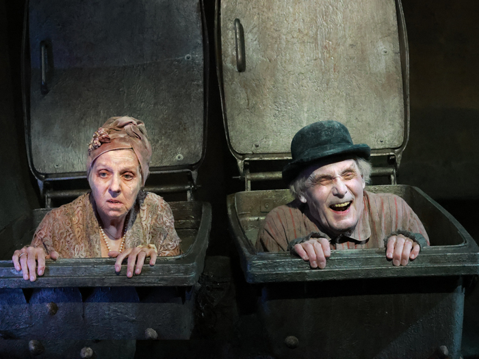 Photos: Douglas Hodge, Mathew Horne & More in ENDGAME Image