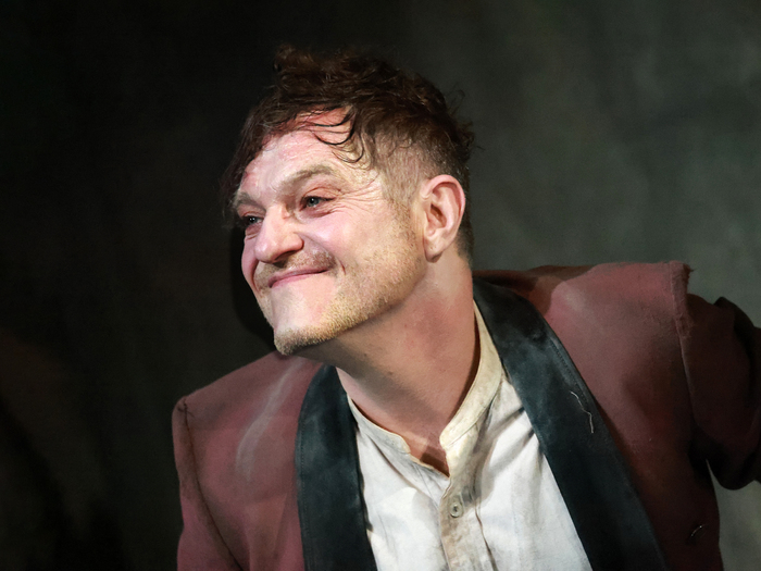 Photos: Douglas Hodge, Mathew Horne & More in ENDGAME Image