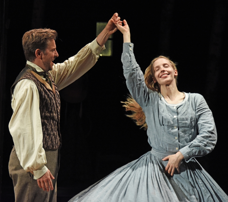 Review: LITTLE WOMEN, Salisbury Playhouse Image