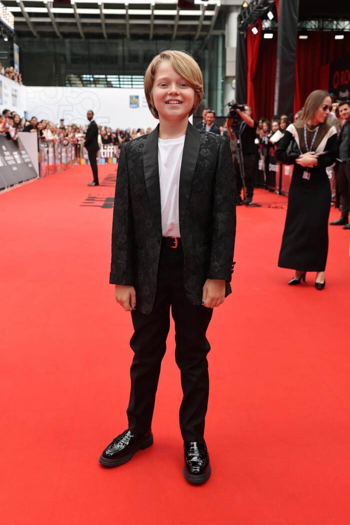 Photos: Jessie Buckley, Paul Mescal, & More Attend TIFF Premiere of HAMNET Image
