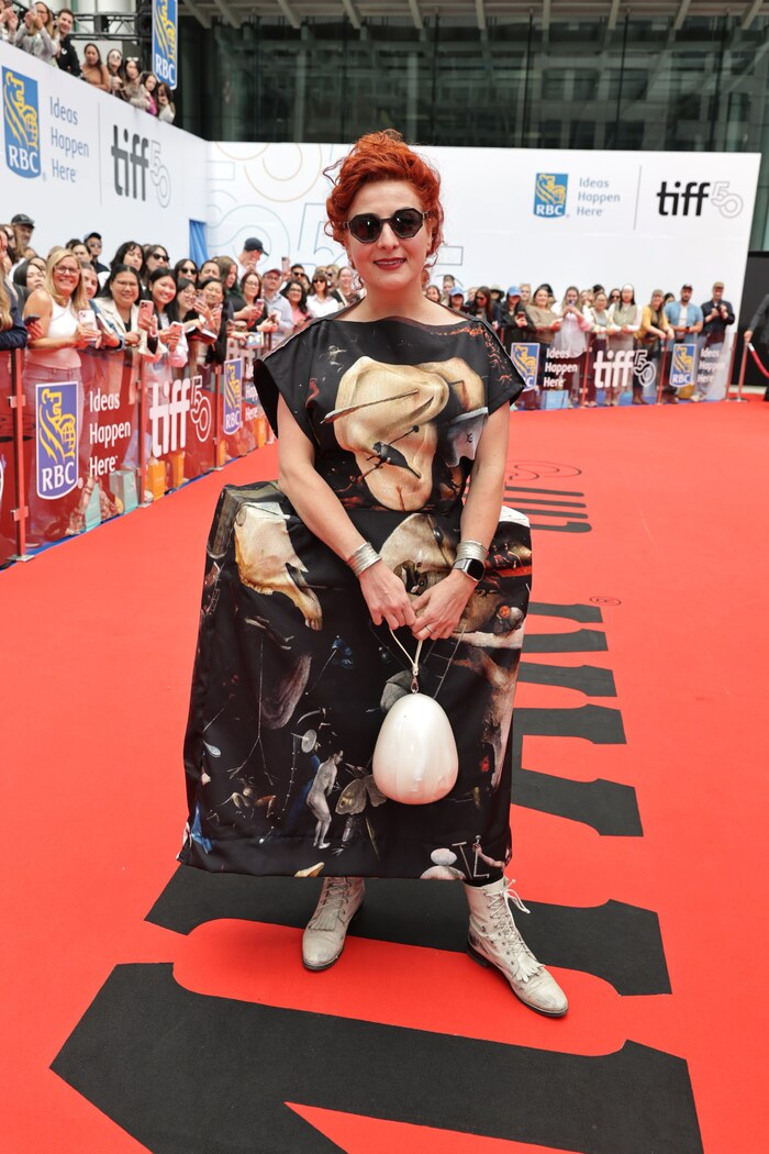 Photos: Jessie Buckley, Paul Mescal, & More Attend TIFF Premiere of HAMNET Image