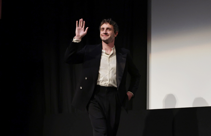 Photos: Jessie Buckley, Paul Mescal, & More Attend TIFF Premiere of HAMNET Image