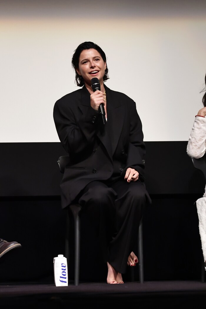 Photos: Jessie Buckley, Paul Mescal, & More Attend TIFF Premiere of HAMNET Image