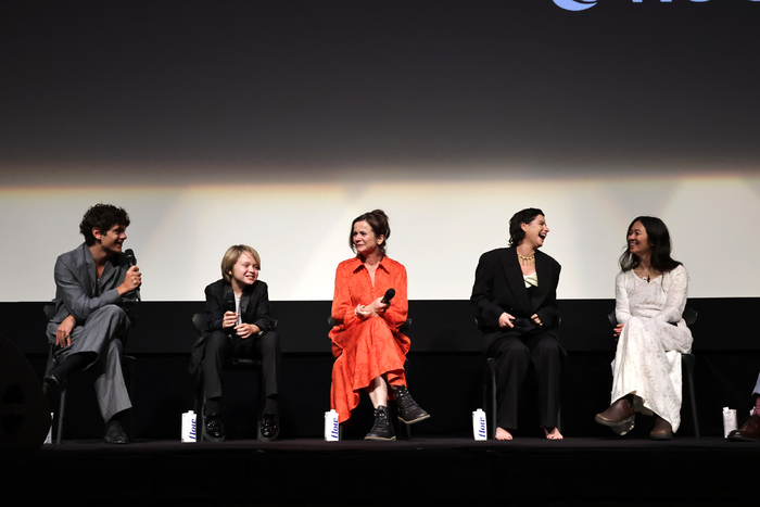 Photos: Jessie Buckley, Paul Mescal, & More Attend TIFF Premiere of HAMNET Image