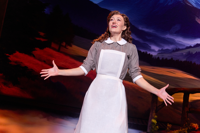 Photos: THE SOUND OF MUSIC National Tour First Look Image