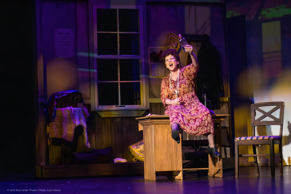Photos: ANNIE Opens At Rose Center Theater Image