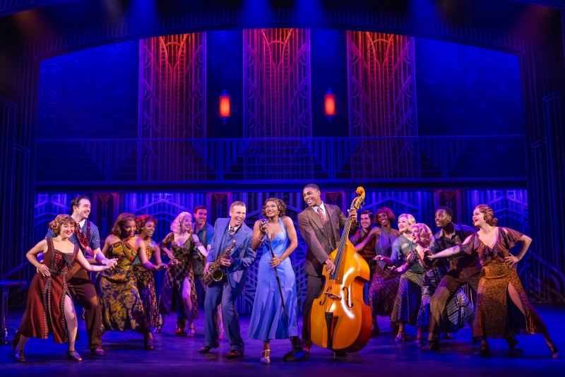 Review: SOME LIKE IT HOT at The Paramount Theatre Image