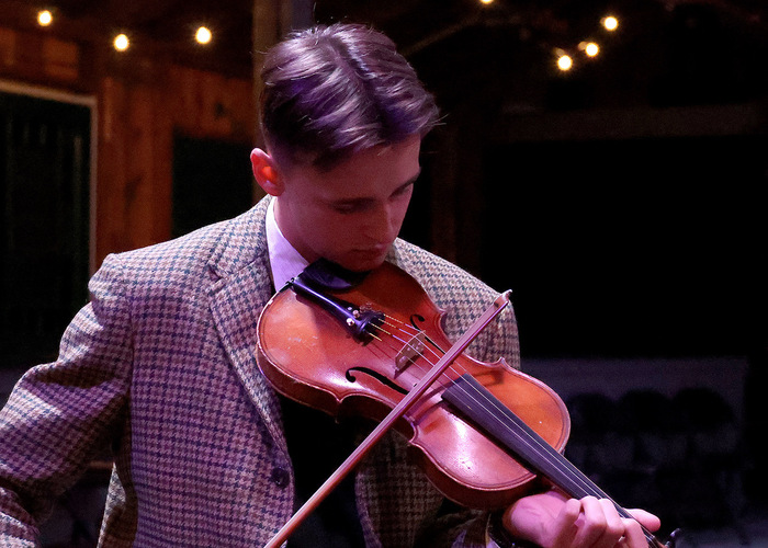 Photos: TRAD at Cape Rep Theatre Image