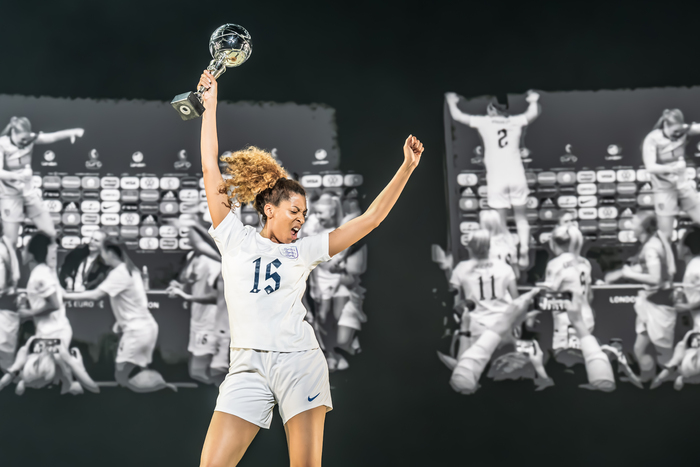 Photos: First Look At DEAR ENGLAND UK National Tour Image