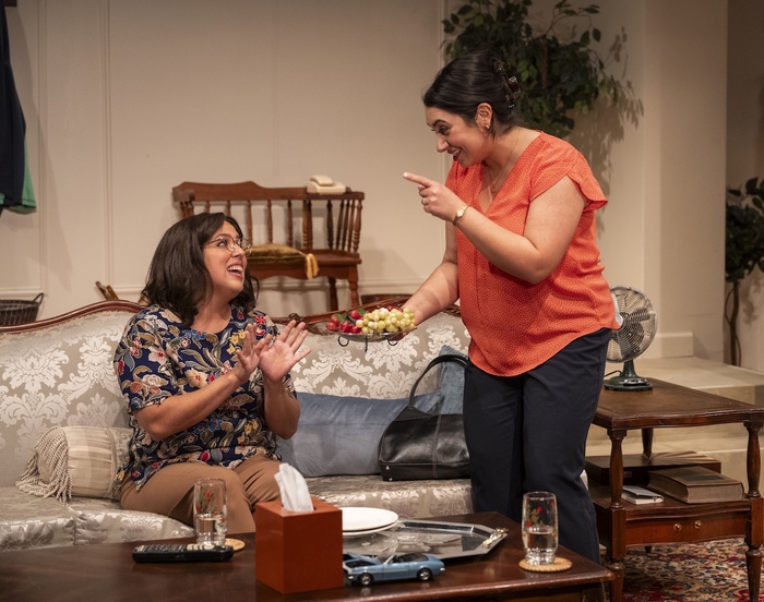 Photos: WISH YOU WERE HERE Marks Remy Bumppo Theatre Company’s Chicago Premiere Image