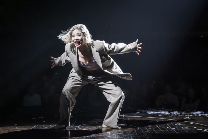 Photos: Reeve Carney, Eva Noblezada, and Ruthie Henshall Join CABARET in London Image