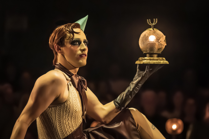 Photos: Reeve Carney, Eva Noblezada, and Ruthie Henshall Join CABARET in London Image