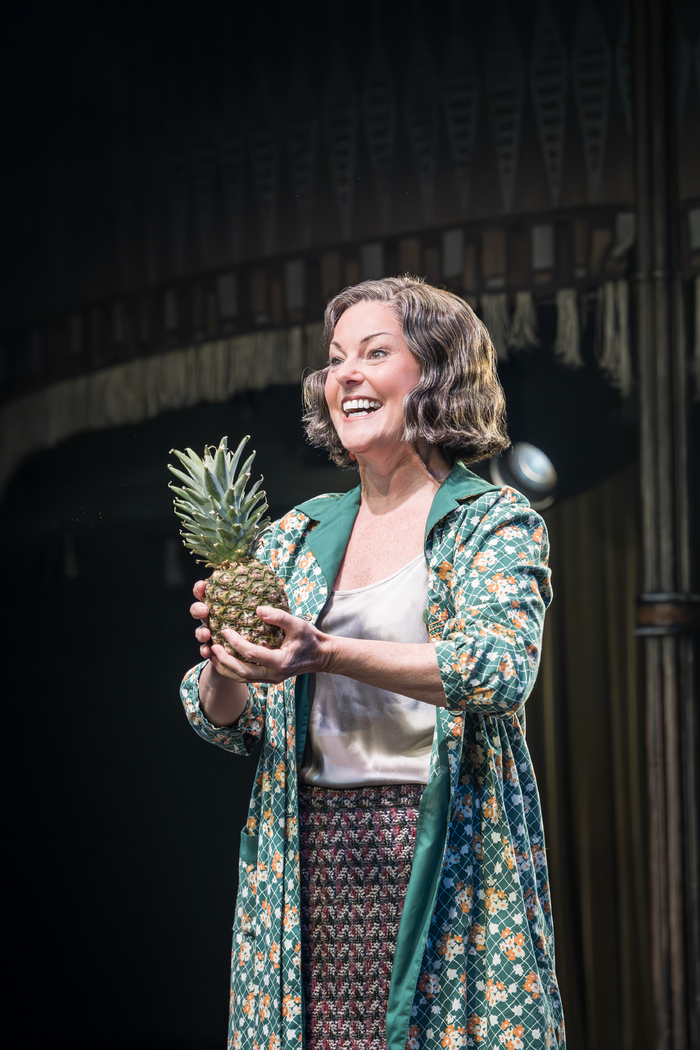 Photos: Reeve Carney, Eva Noblezada, and Ruthie Henshall Join CABARET in London Image