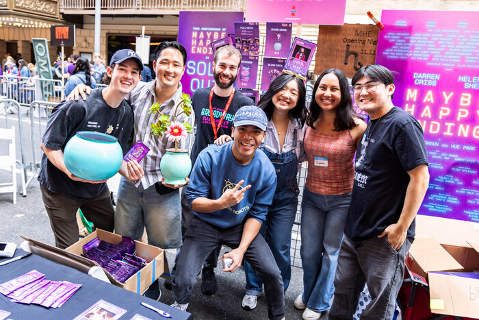 Photos: Broadway Flea Market & Grand Auction Raises Record $1,633,803 Image